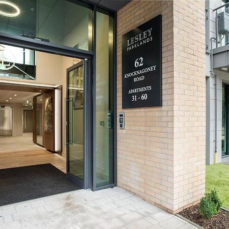 Modern 2Br With Balcony Next To The City Airport Bhd - Free Parking Belfast Exteriör bild